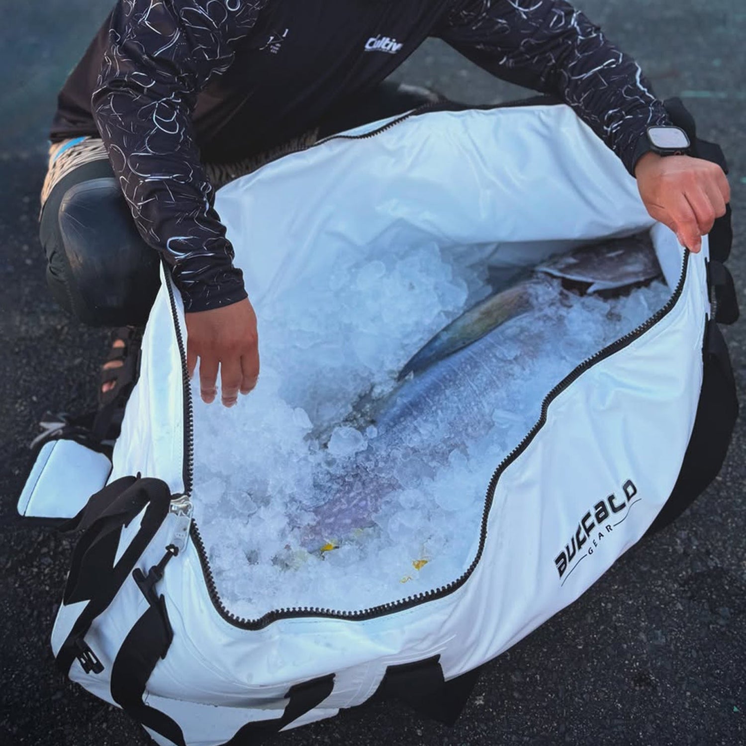 84QT Fish Cooler Bag With Flat Bottom